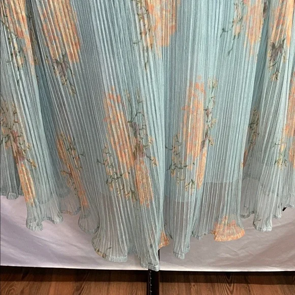 Free People Flowing Blouse in Soft Blue and Peach - Picture 14 of 16